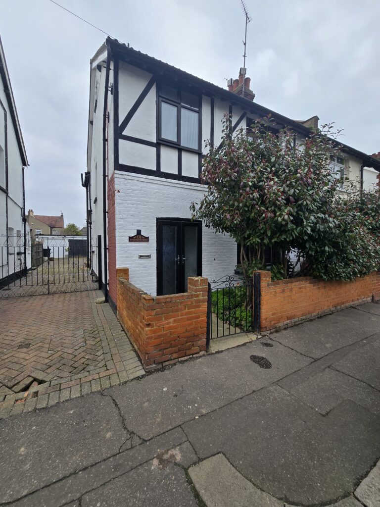 Hair Transplant in Turkey. Expertise, Affordability, and UK Support